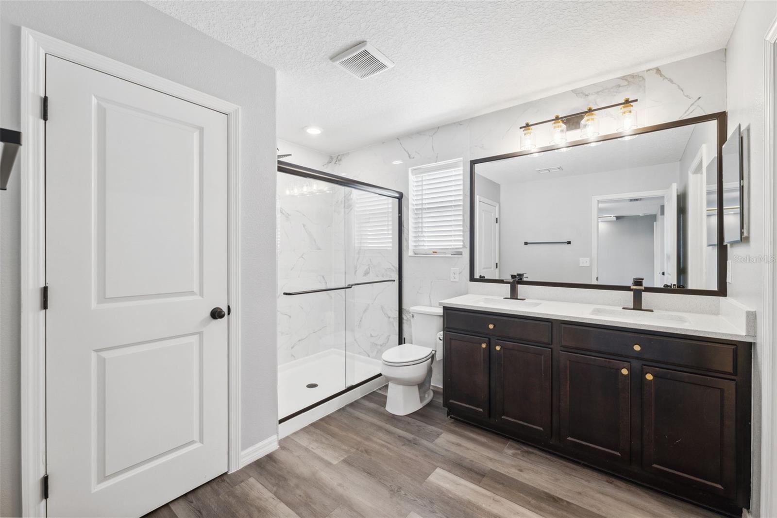 10721 SOUTHERN FOREST DR