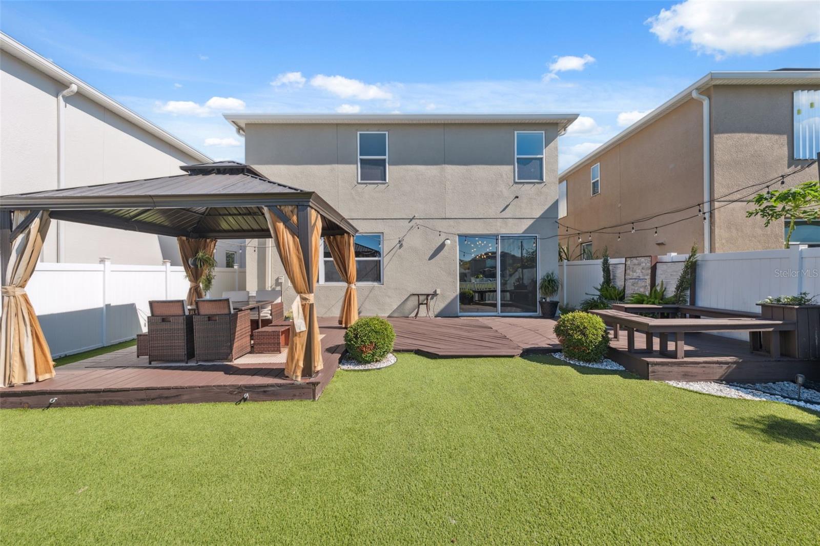 10721 SOUTHERN FOREST DR