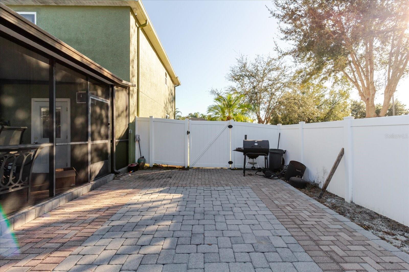 2717 AVON RIVER DR