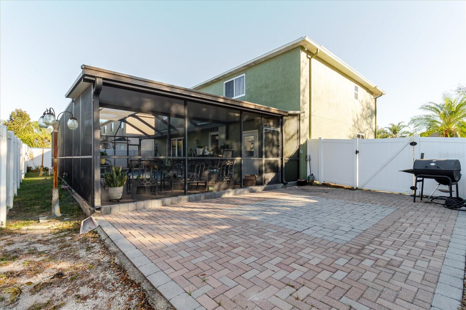 2717 AVON RIVER DR
