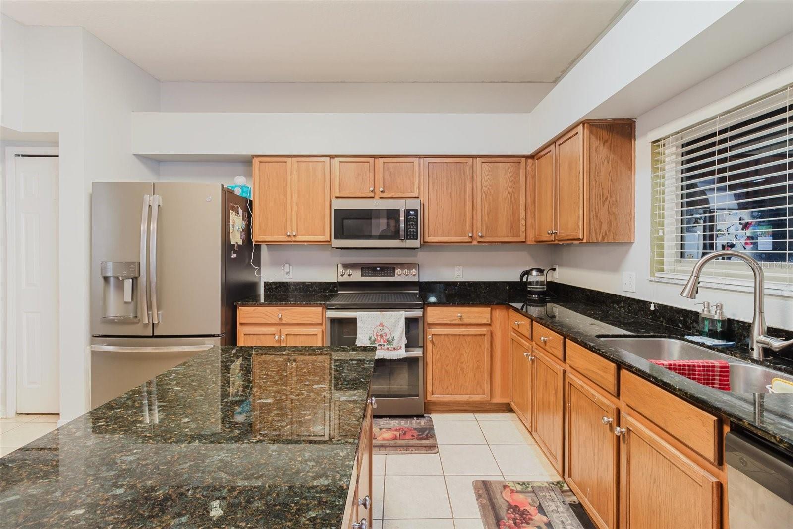 2717 AVON RIVER DR