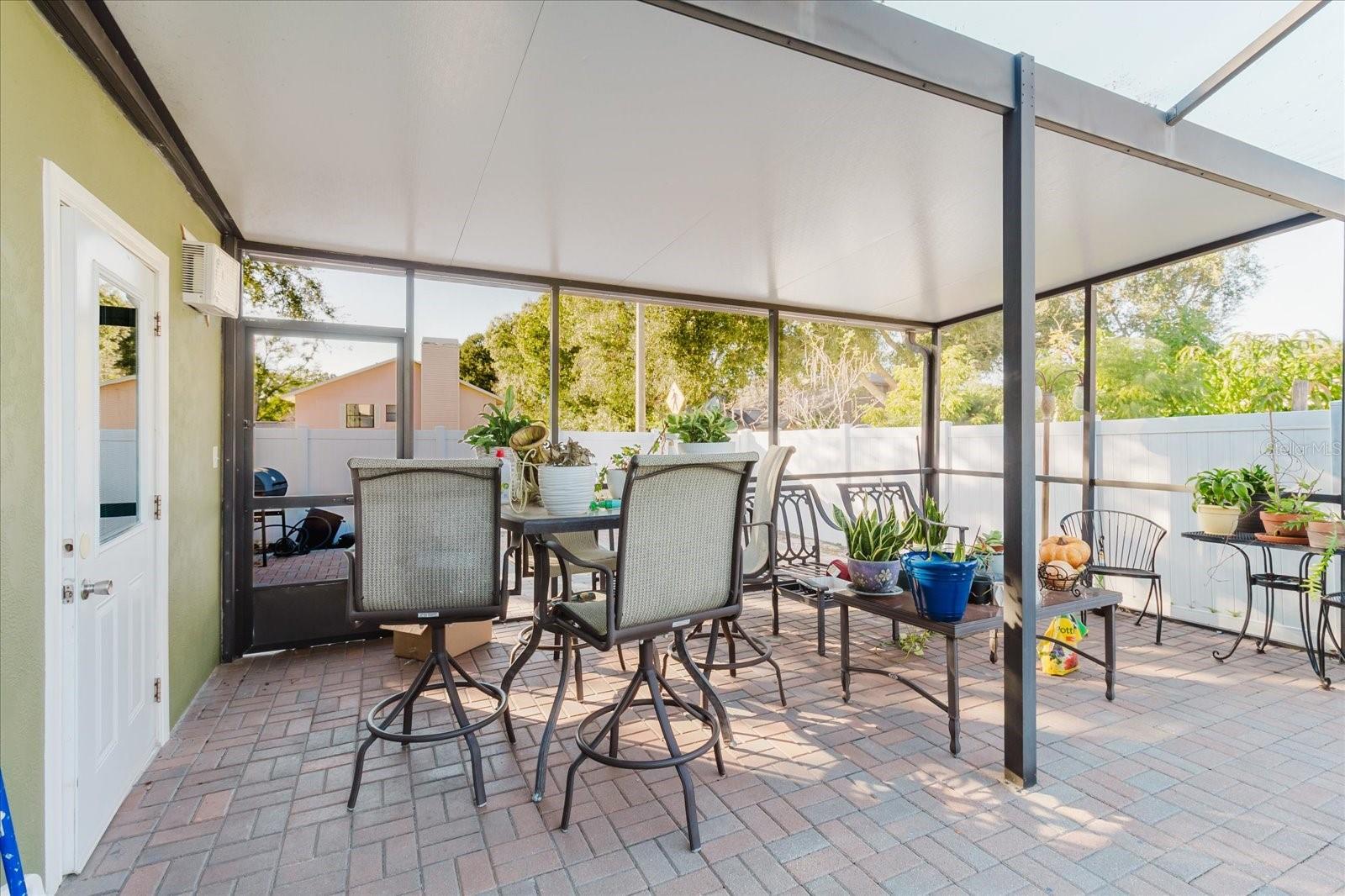2717 AVON RIVER DR