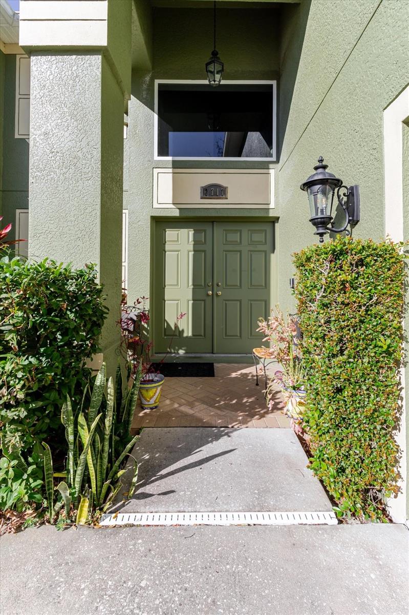 2717 AVON RIVER DR