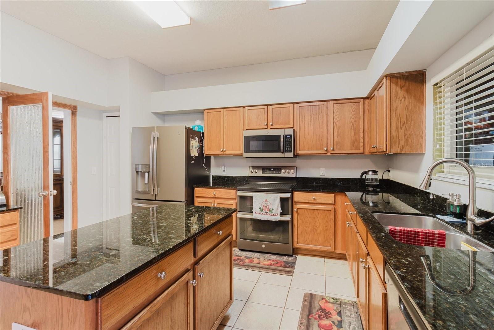 2717 AVON RIVER DR