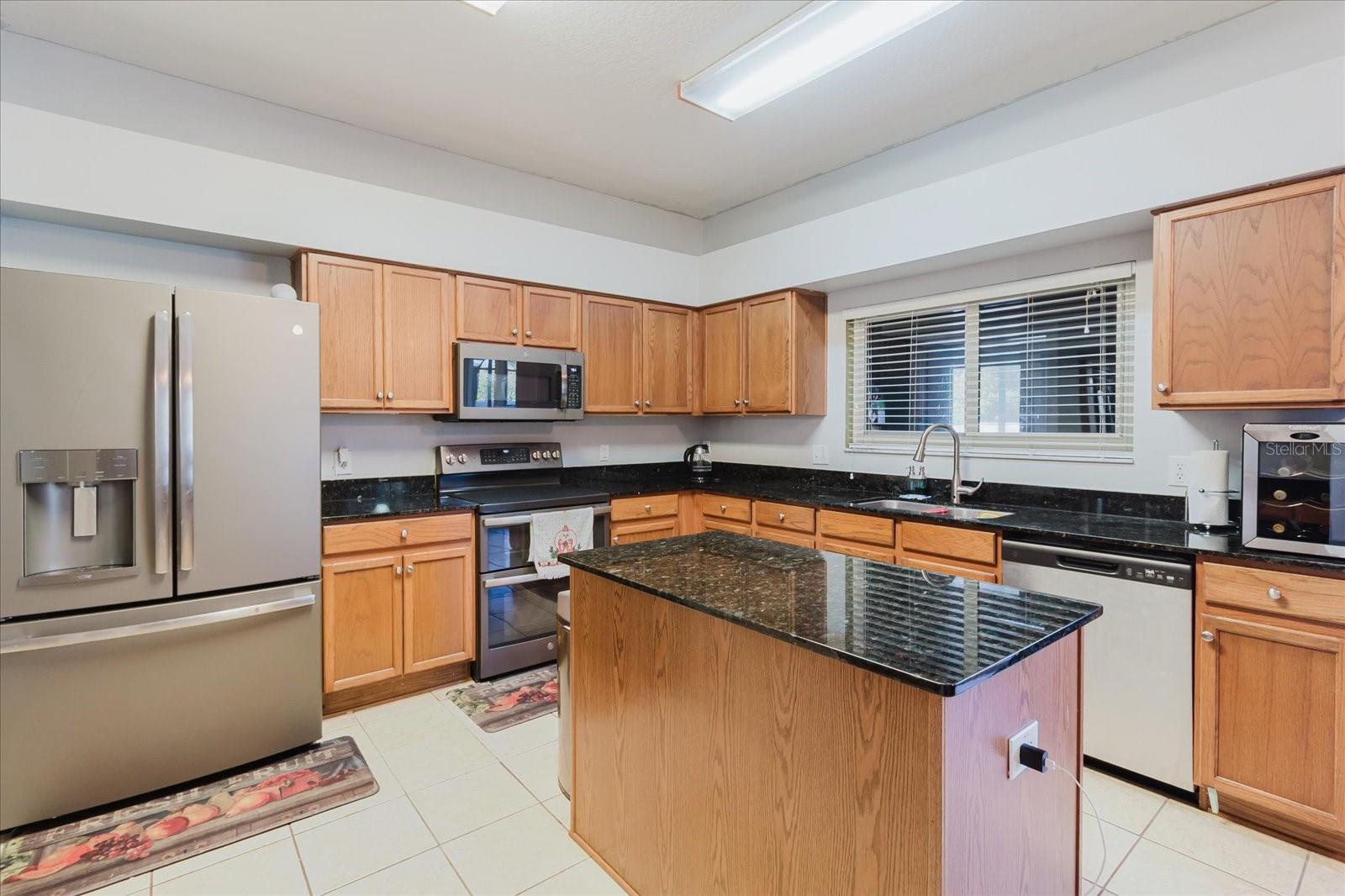 2717 AVON RIVER DR