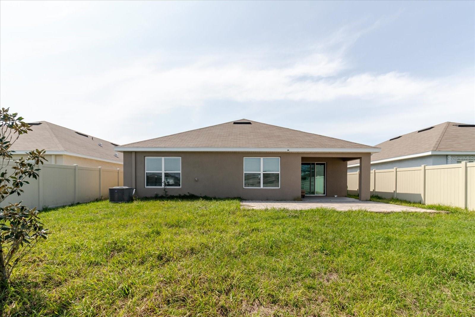 2812 GUMBO LIMBO DR