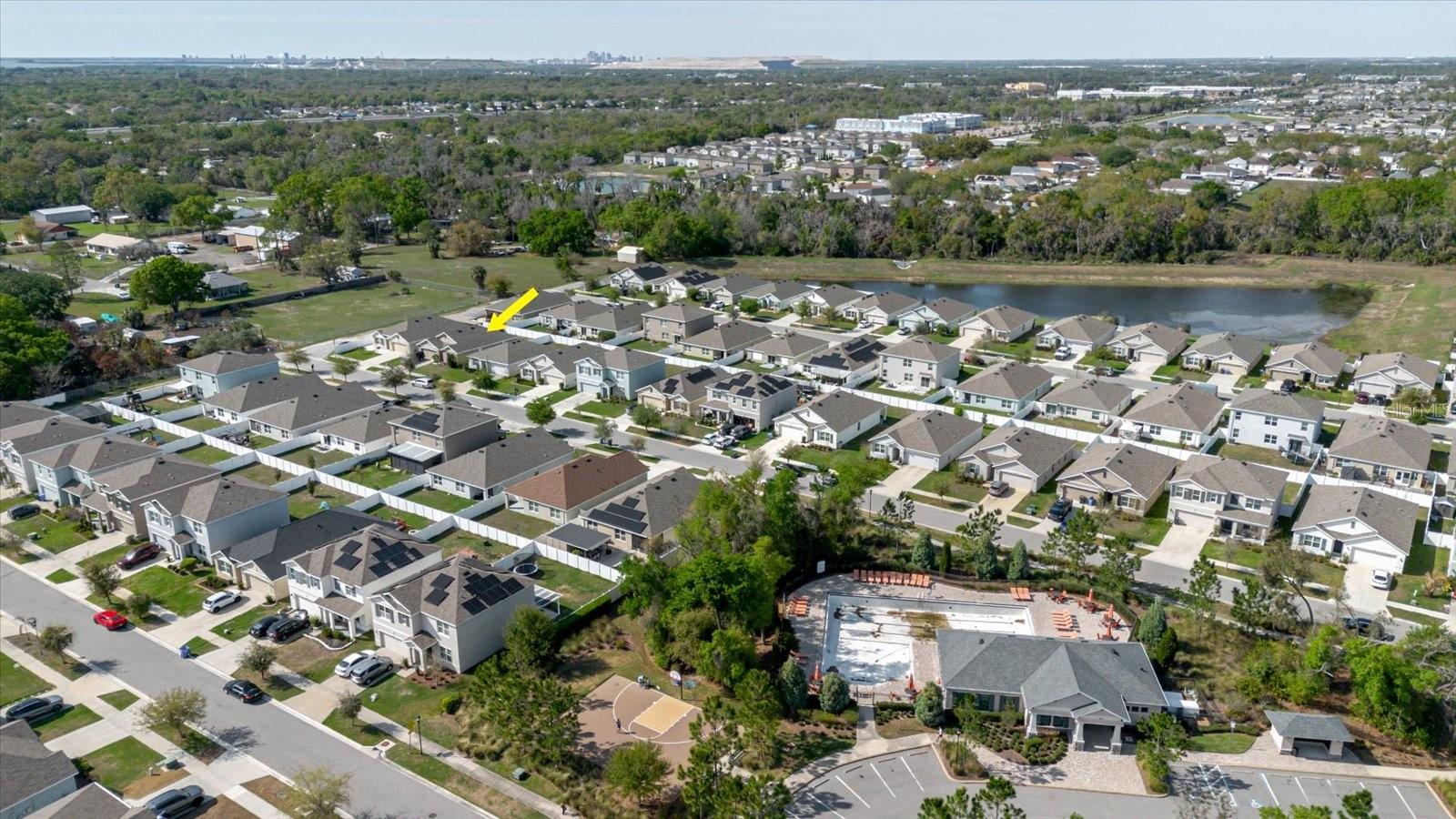 10206 GOLDEN LIGHT CT