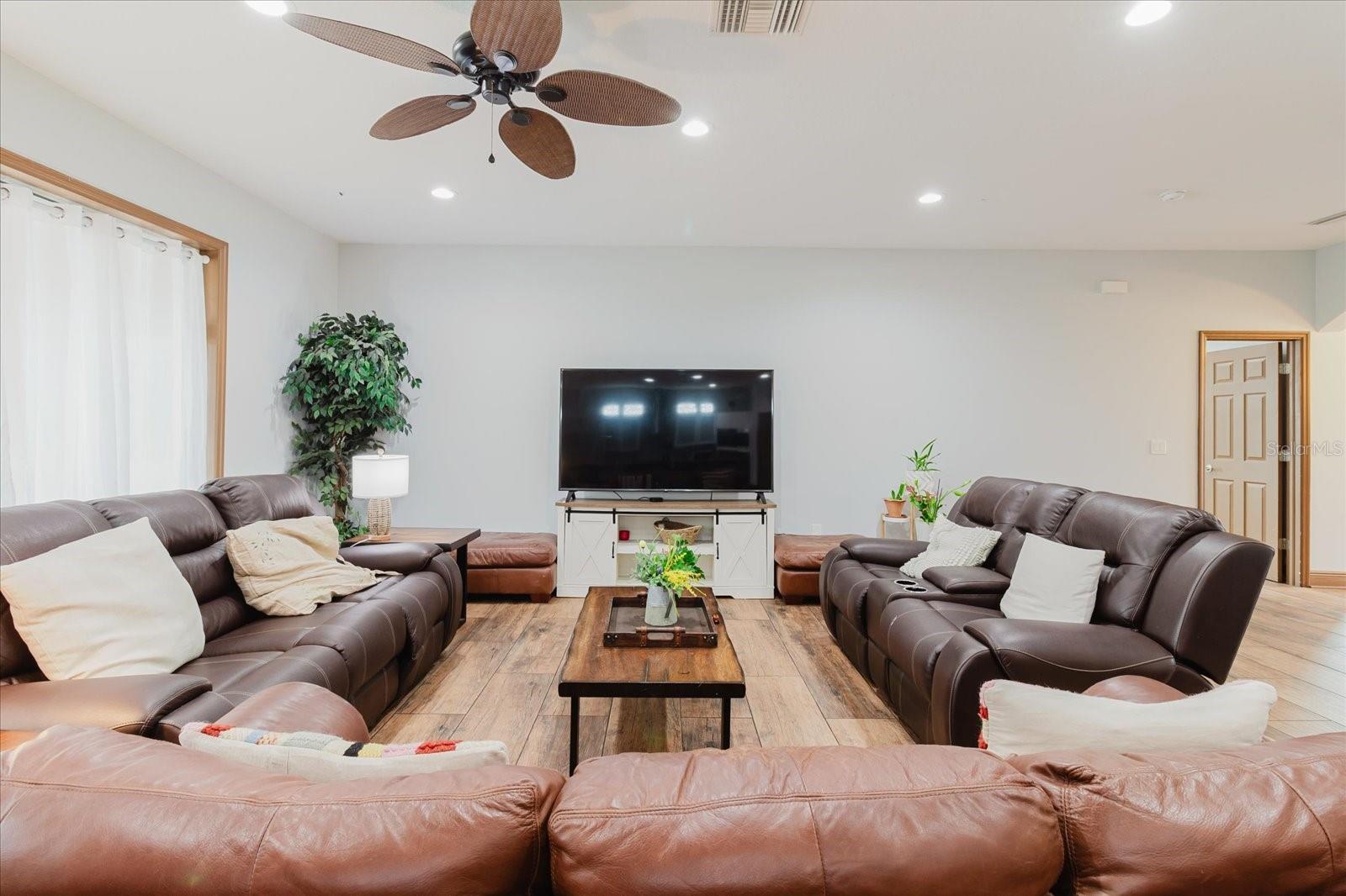2603 BISMARK DR