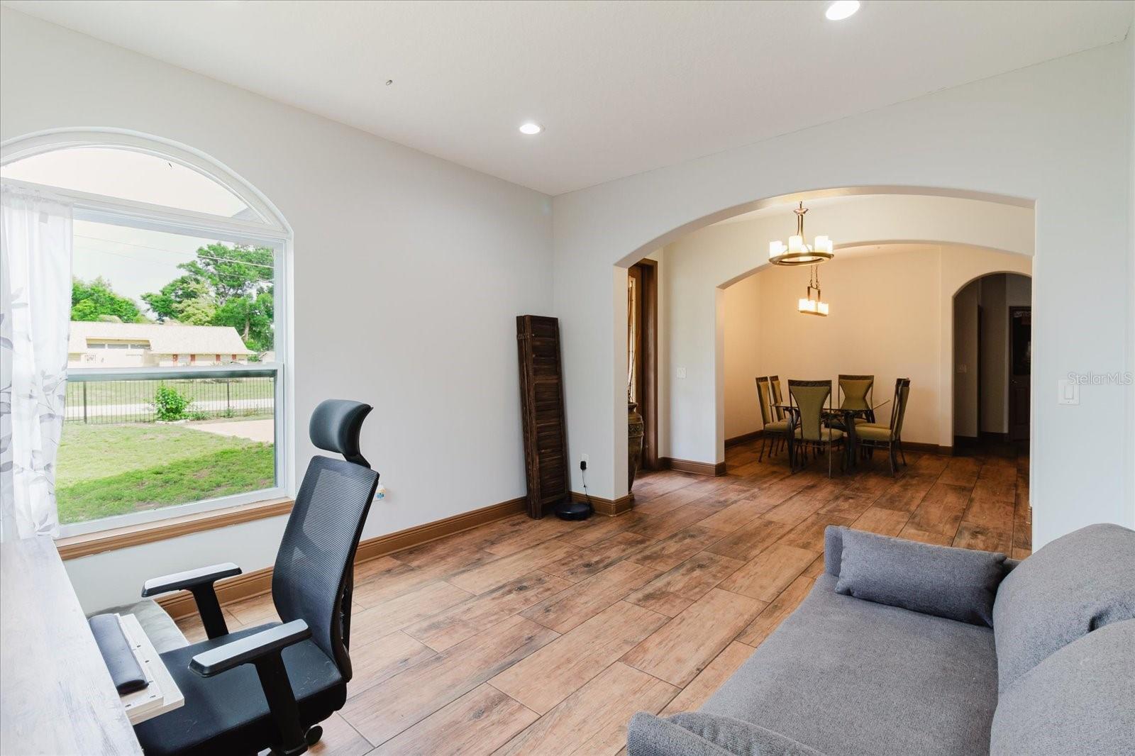 2603 BISMARK DR