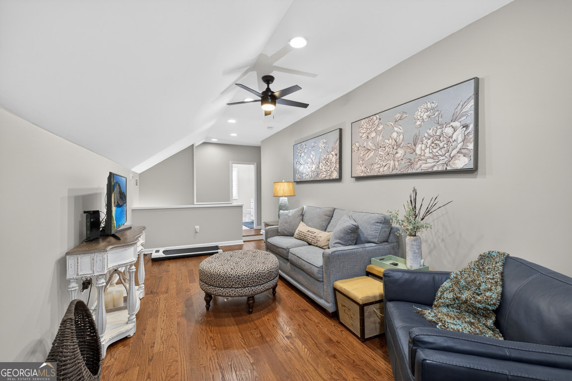 1035 McFarlin Bridge Road