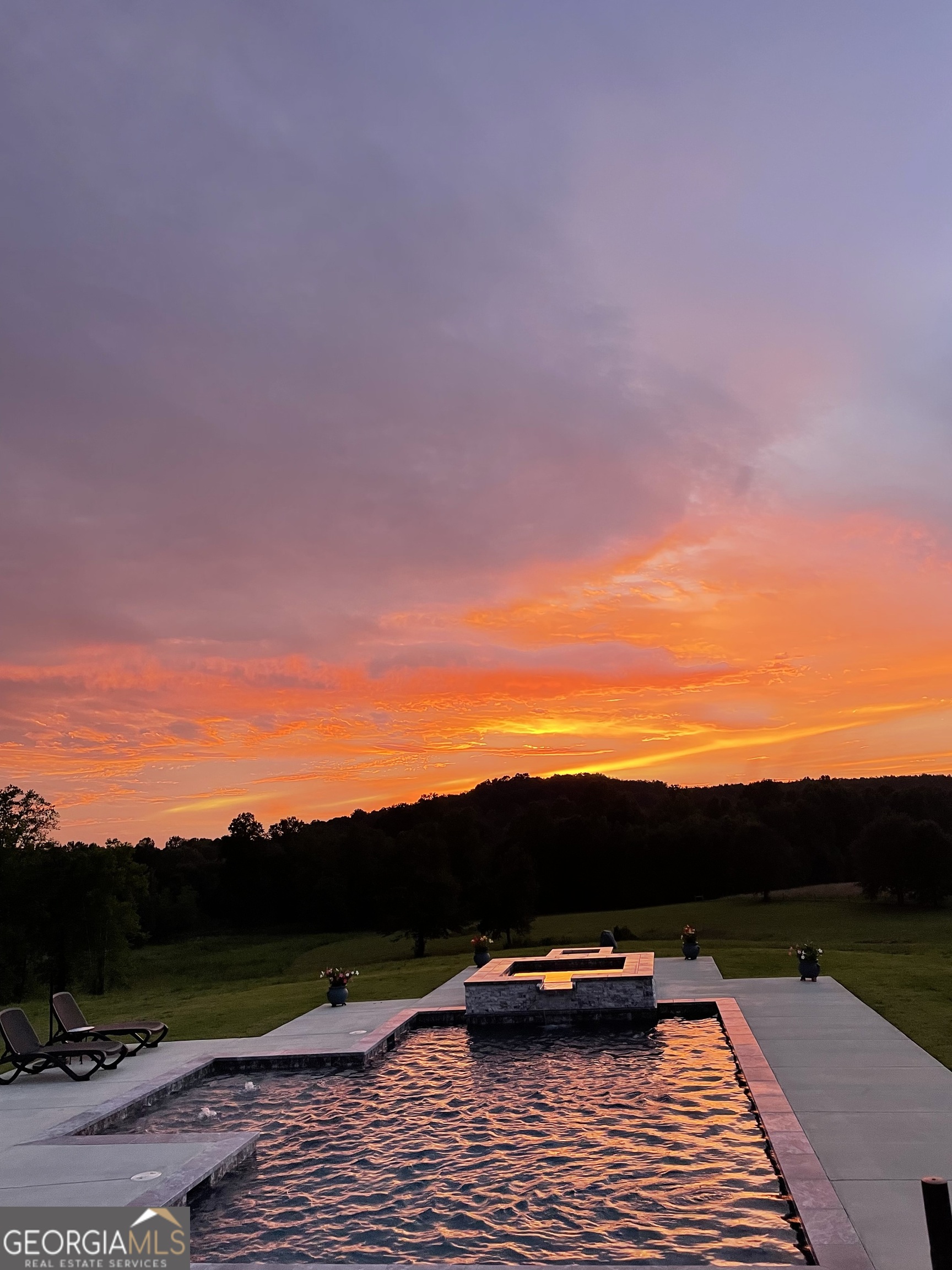 1035 McFarlin Bridge Road