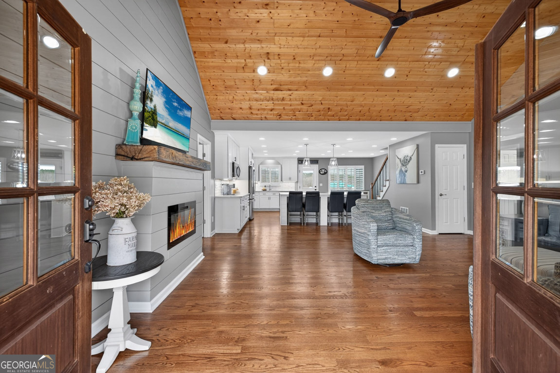 1035 McFarlin Bridge Road