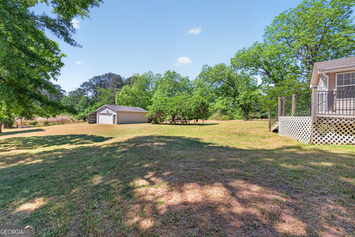 942 Powderbag Creek Road