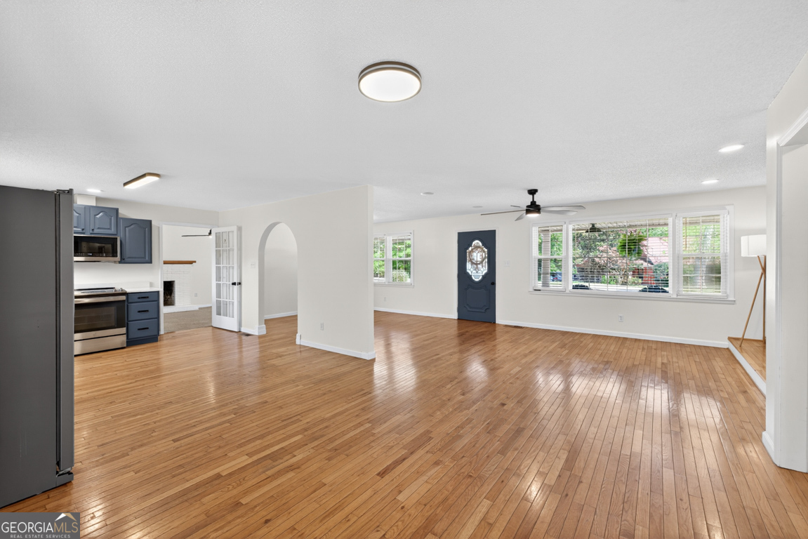 942 Powderbag Creek Road