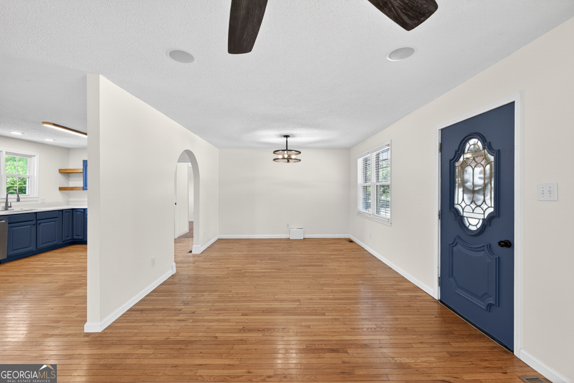 942 Powderbag Creek Road