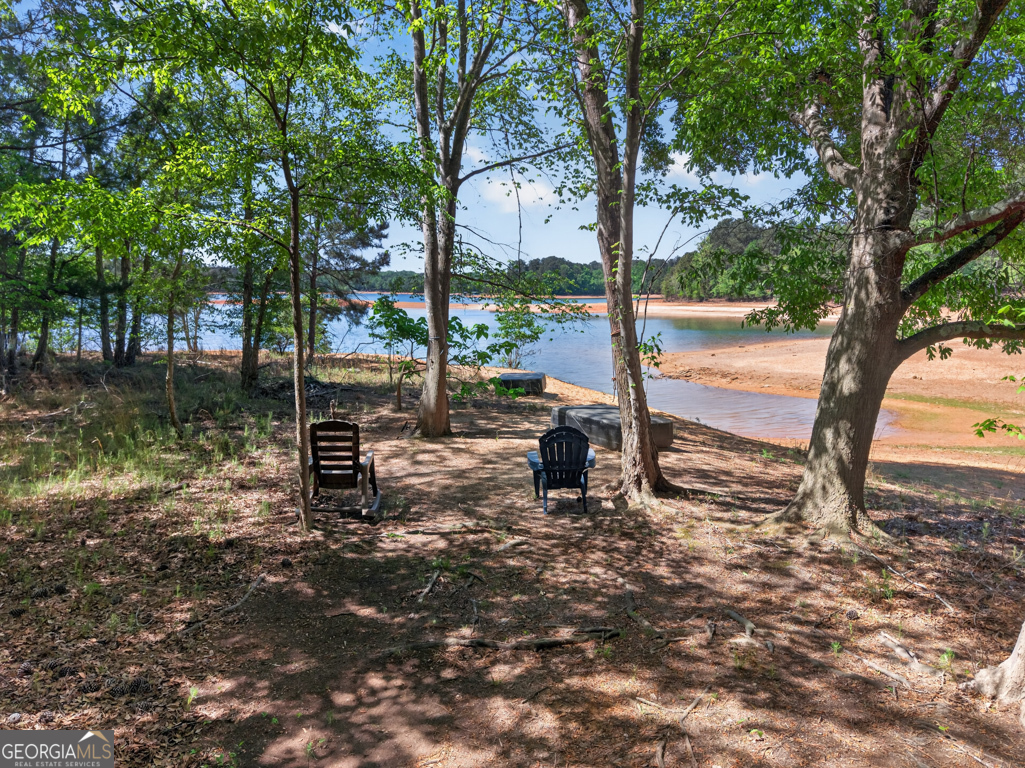942 Powderbag Creek Road