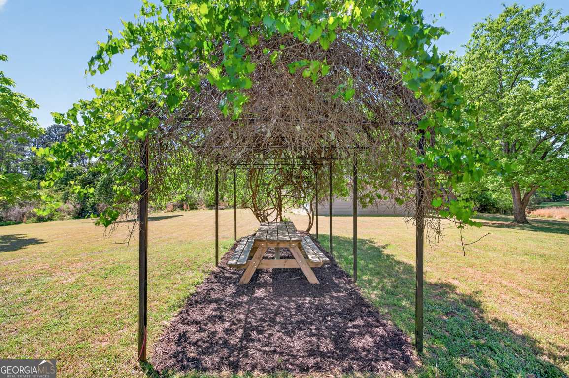 942 Powderbag Creek Road