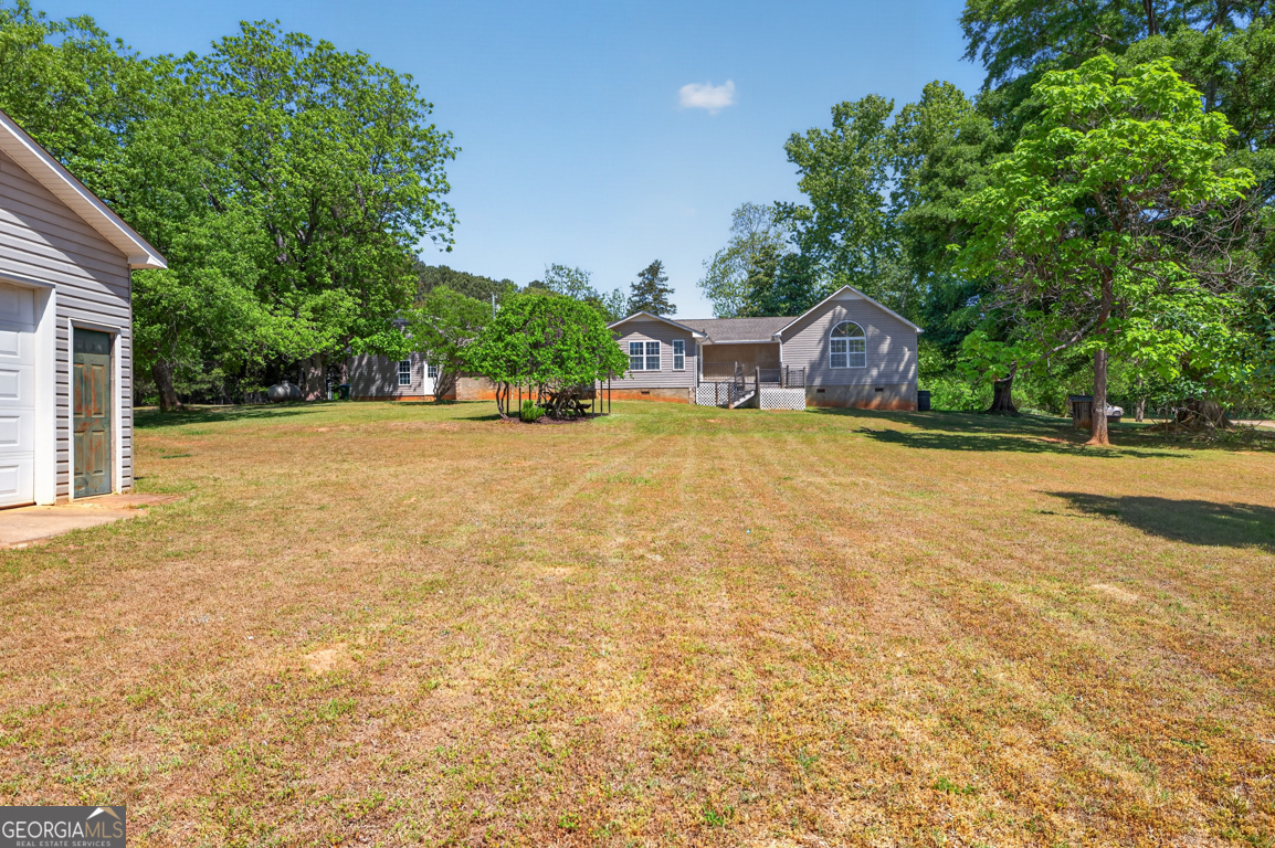 942 Powderbag Creek Road