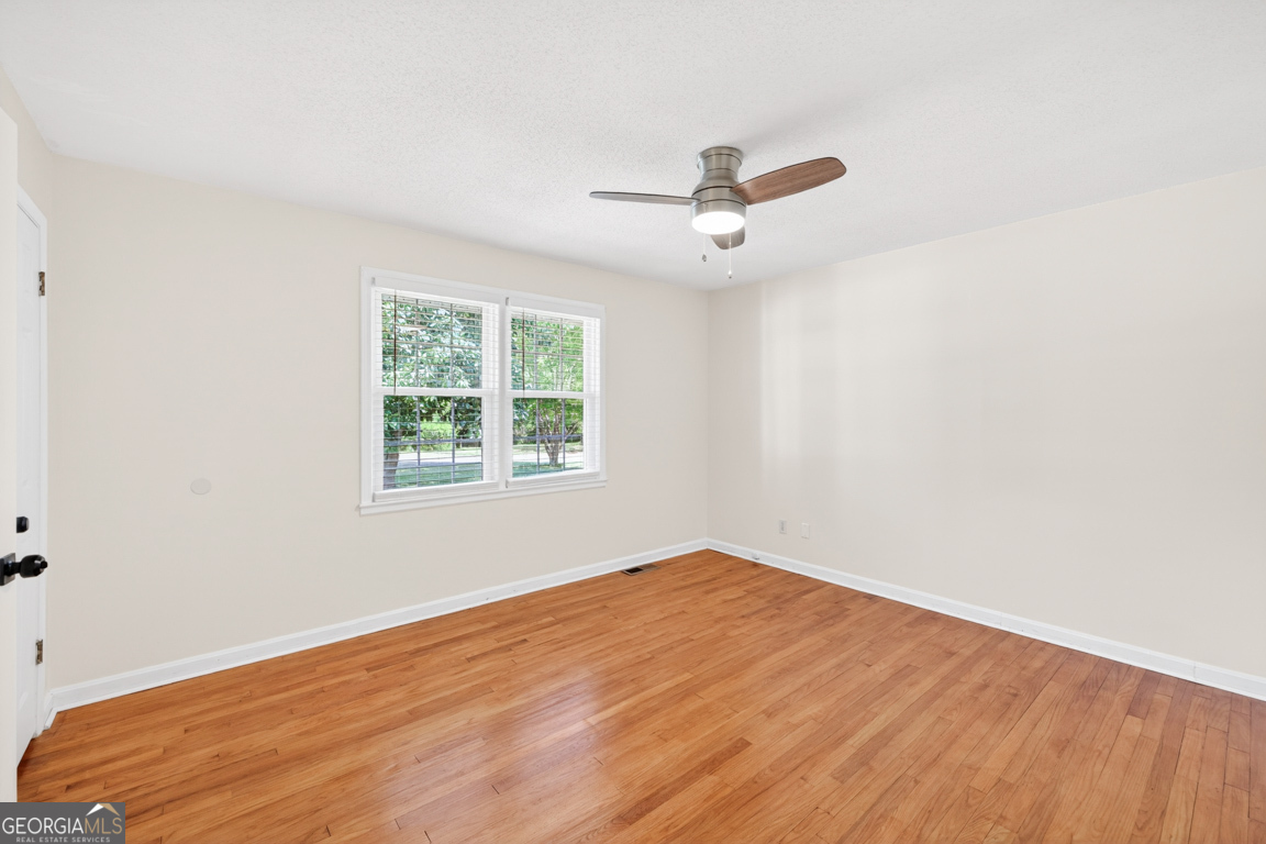 942 Powderbag Creek Road