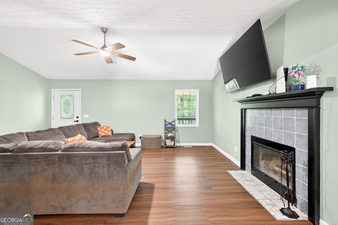 386 Ridgewood Drive