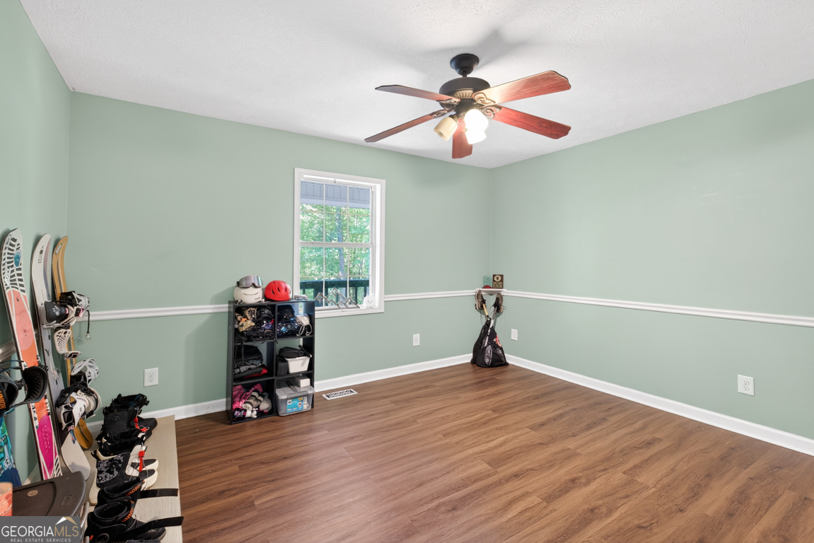 386 Ridgewood Drive