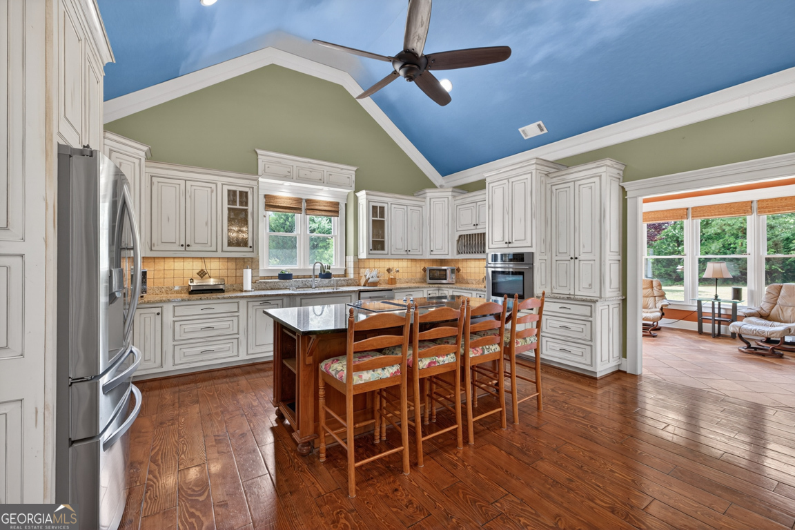 543 Scales Creek Road