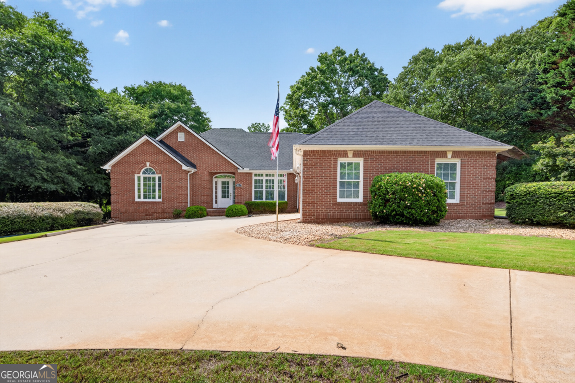 301 Oak Ridge Drive