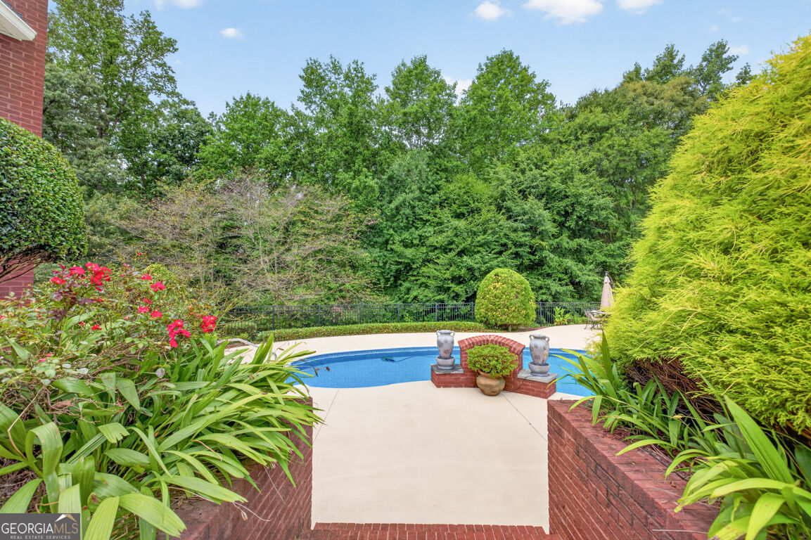1077 Scales Creek Road