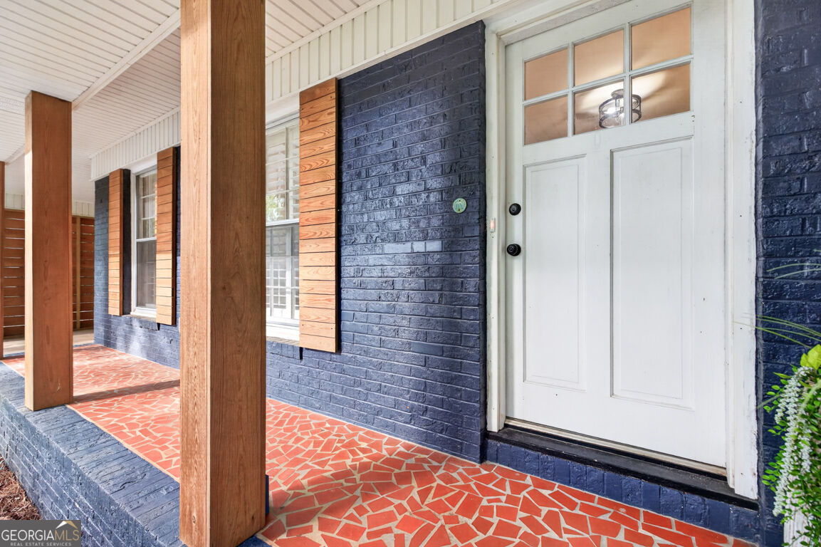 327 Dickson Drive