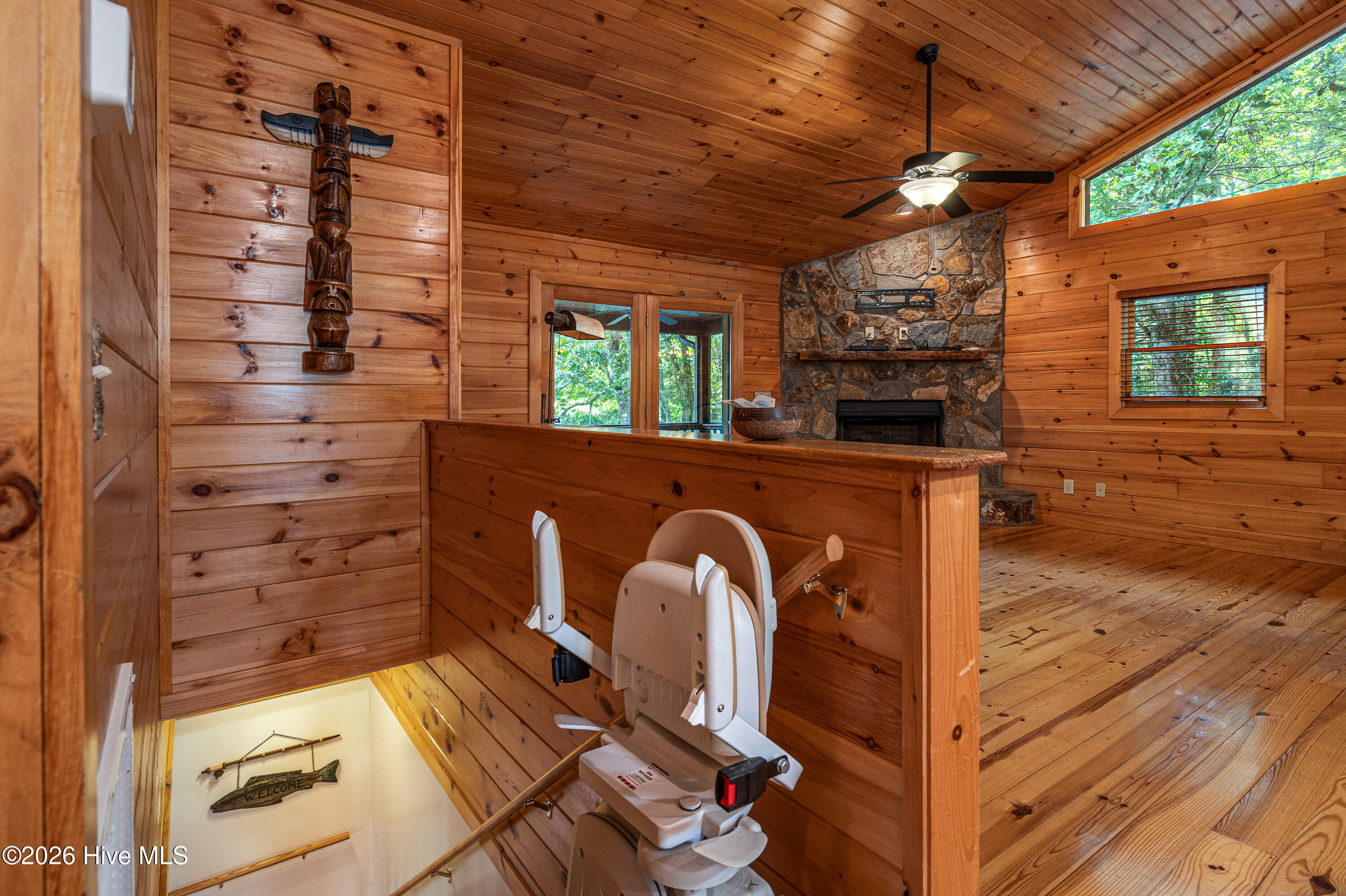 635 Brasstown View Road