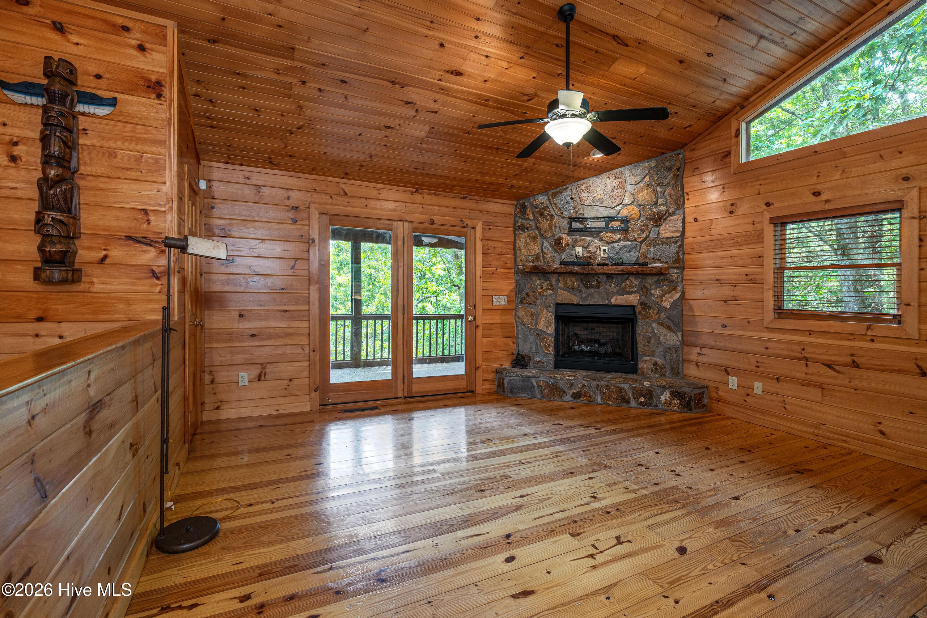 635 Brasstown View Road