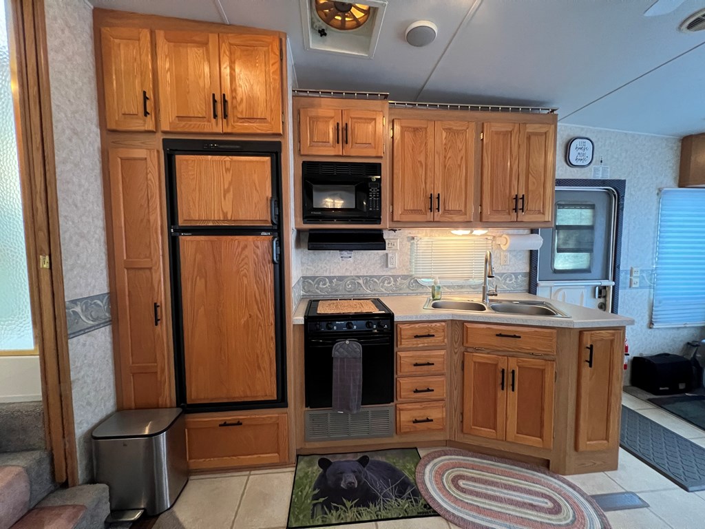 294 Pioneer Estates Road