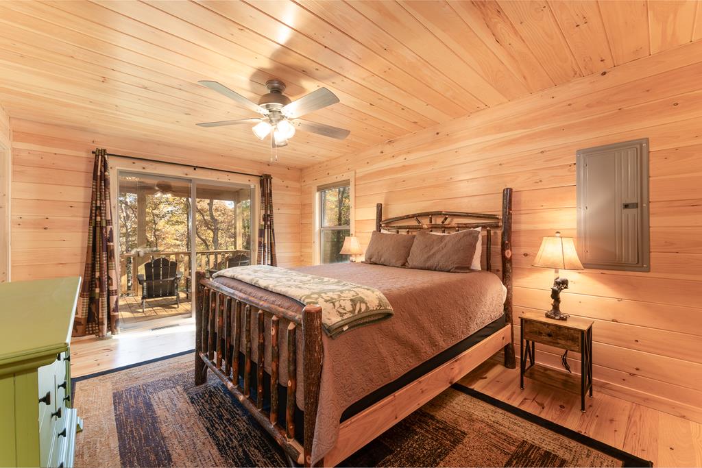 215 Confederate Circle