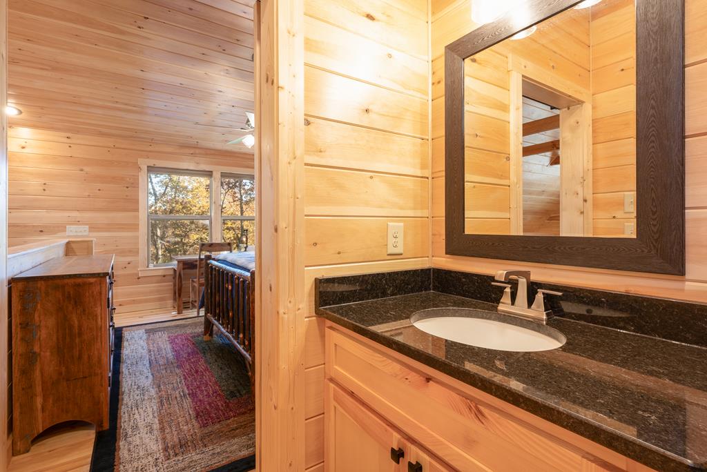 215 Confederate Circle