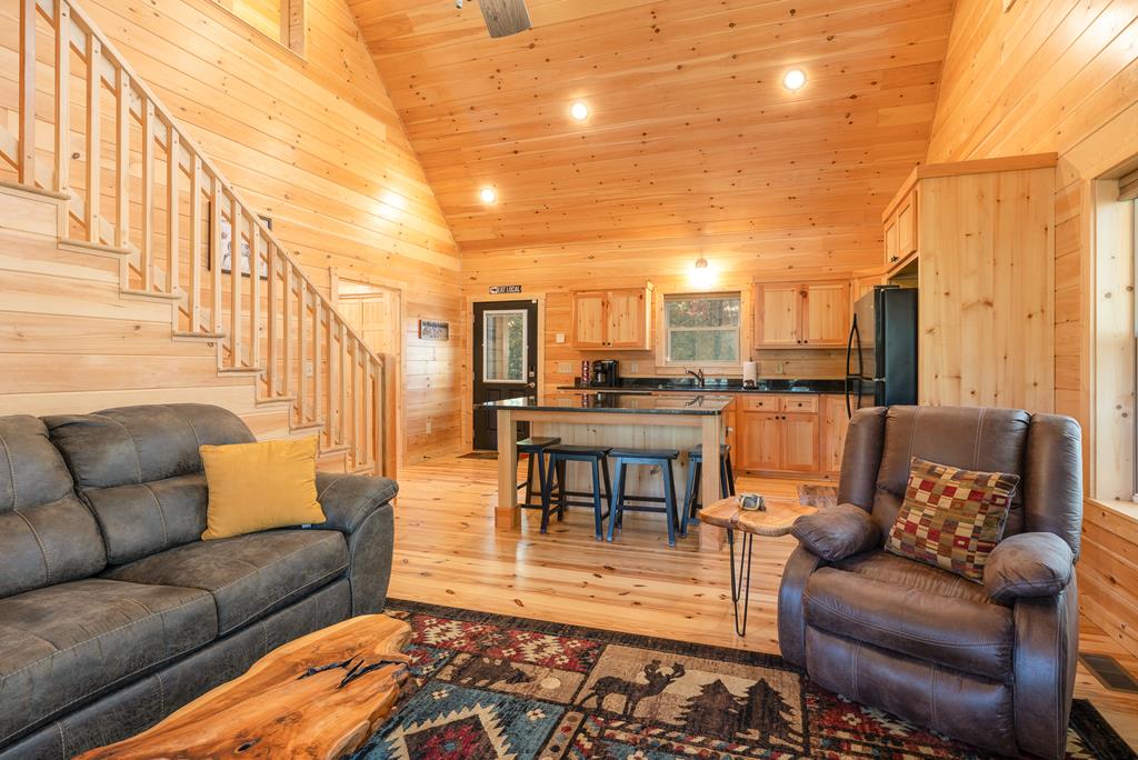 215 Confederate Circle