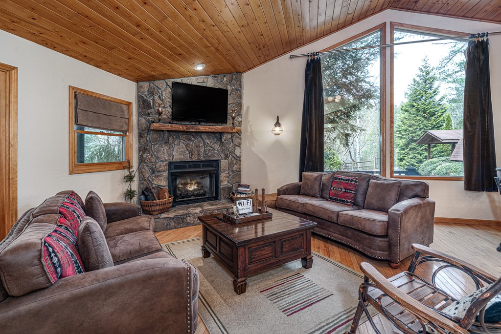 325 Trickling Branch Way