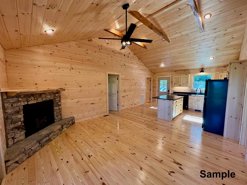 189 Hideout Lane