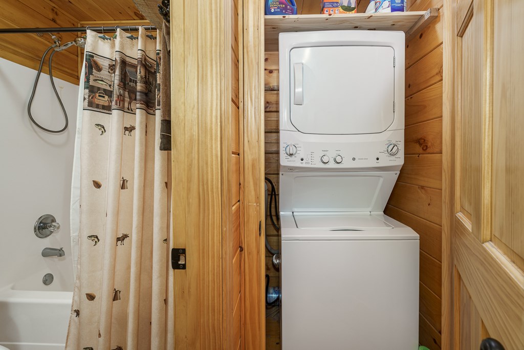 267 Laurelwood Cir