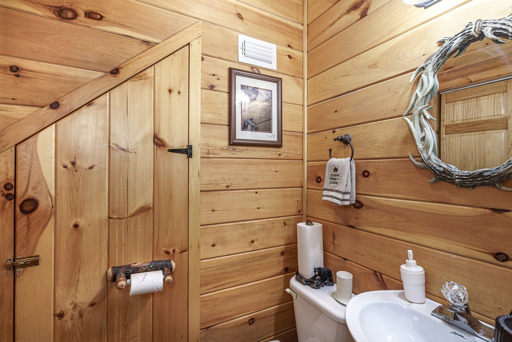 267 Laurelwood Cir