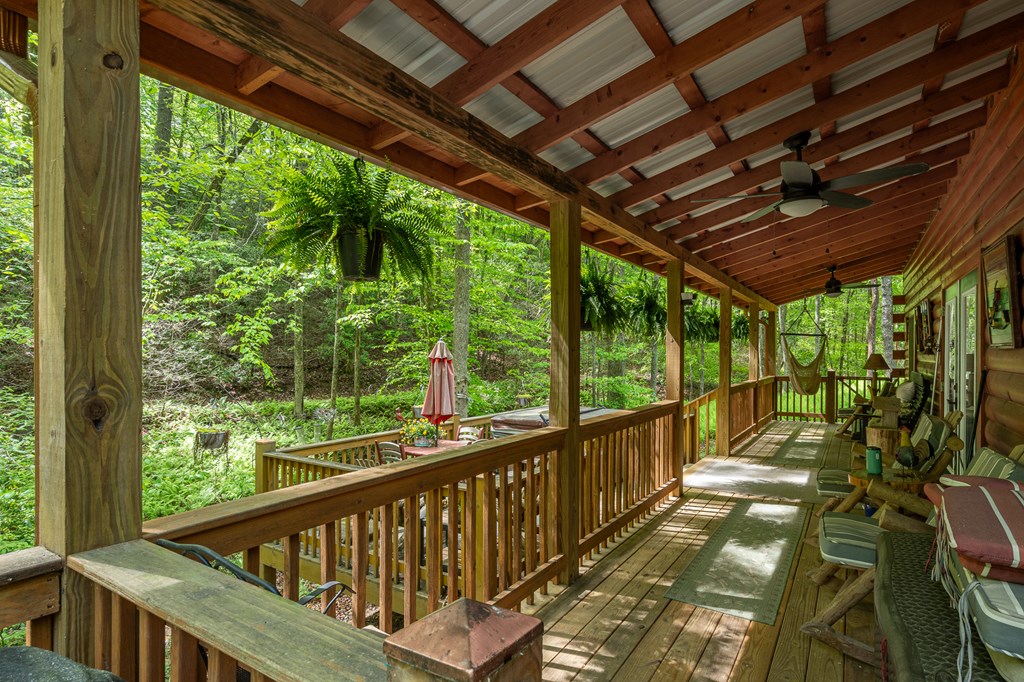 267 Laurelwood Cir