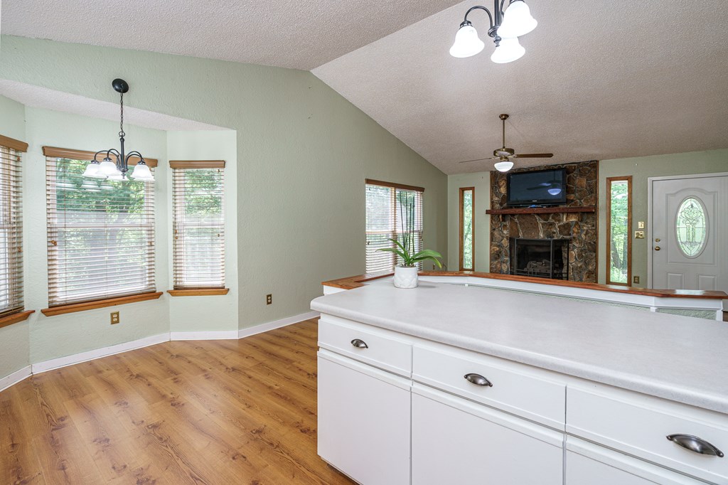 71 Mountain Laurel Rd