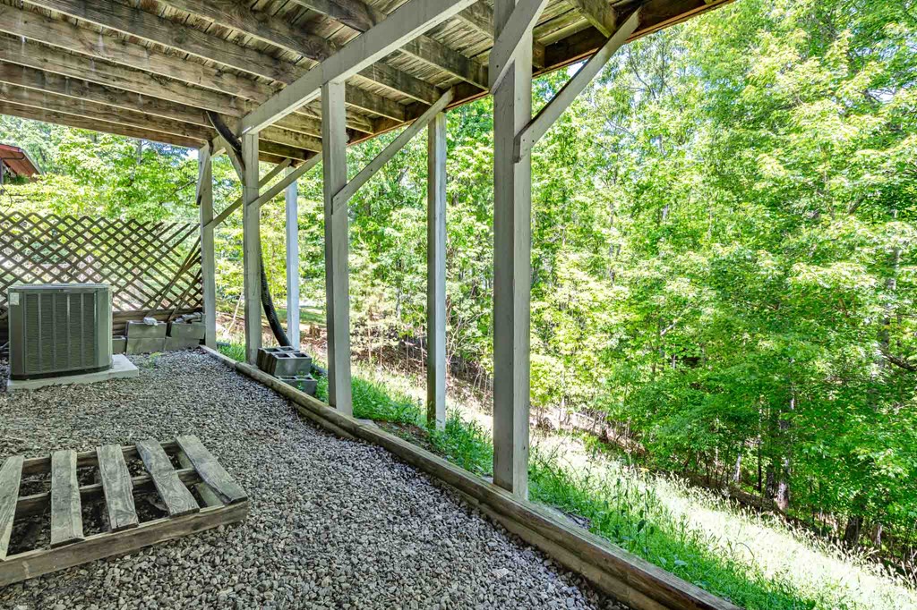 71 Mountain Laurel Rd