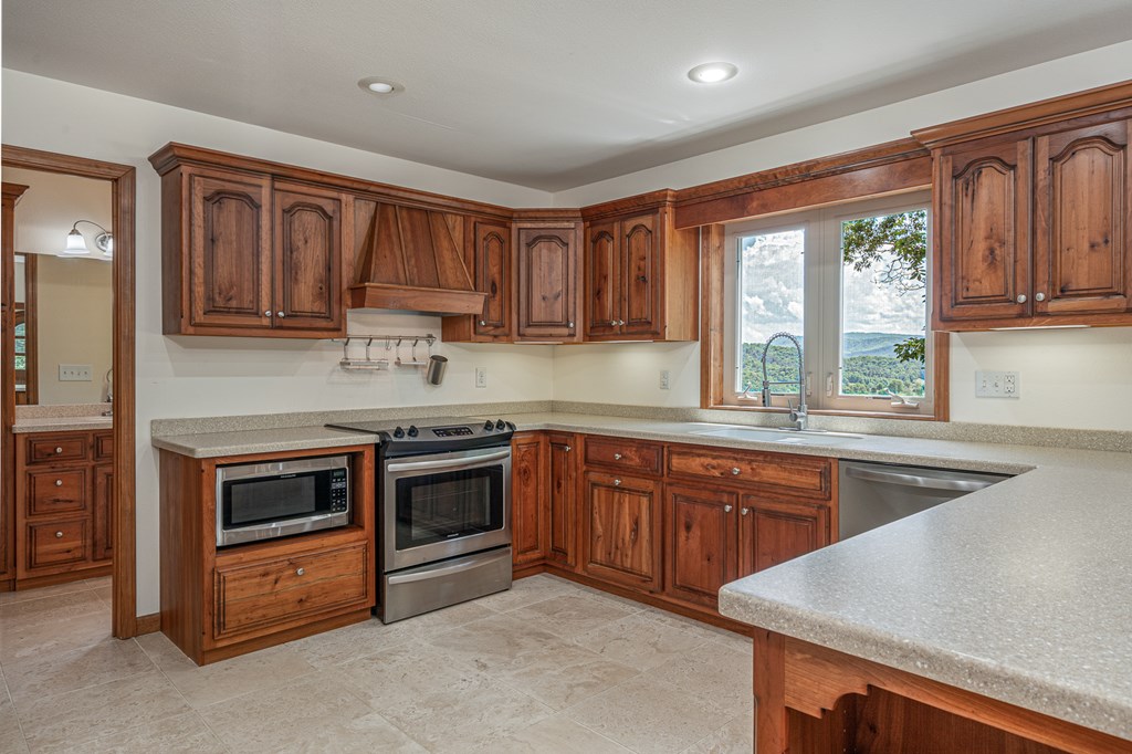 104 Hickory Nut Lane