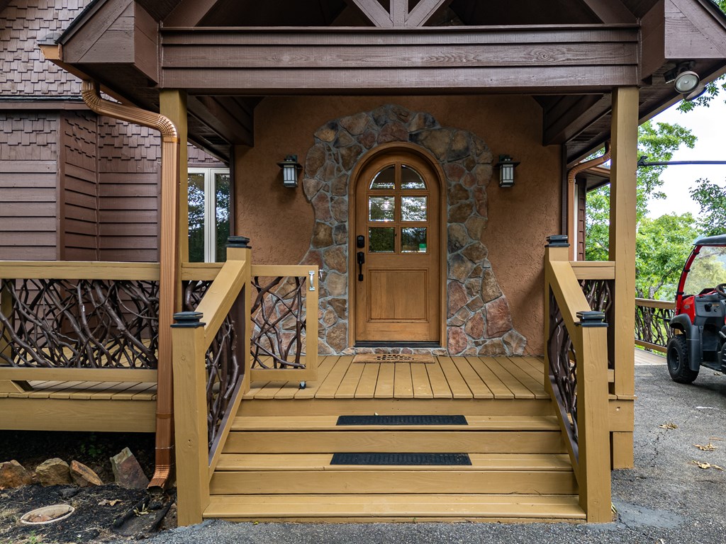 104 Hickory Nut Lane