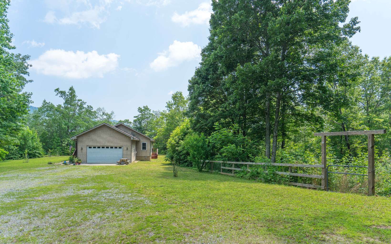 2923 Upper Peachtree Road