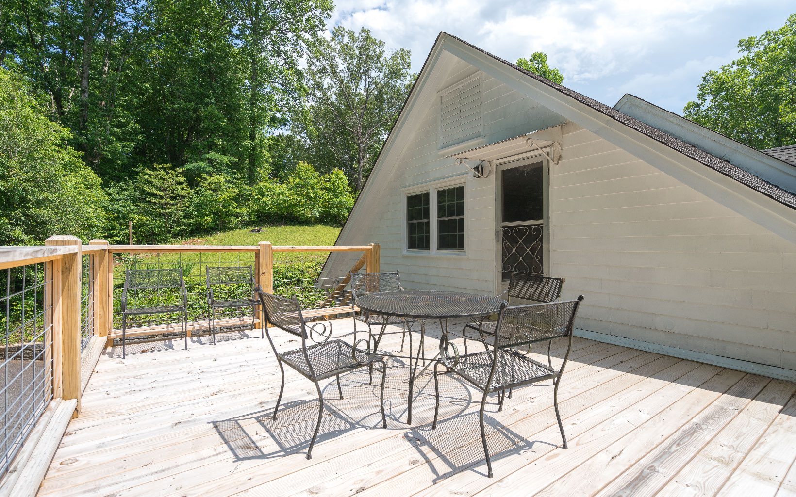 173 Mooreland Heights Street