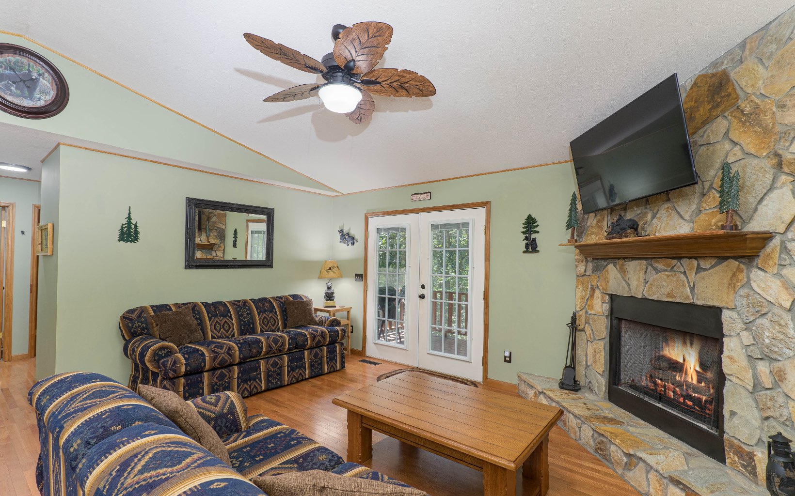 9 Settlers Crossing Way