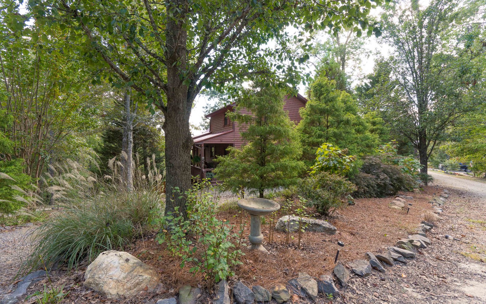 225 Skyland Trail