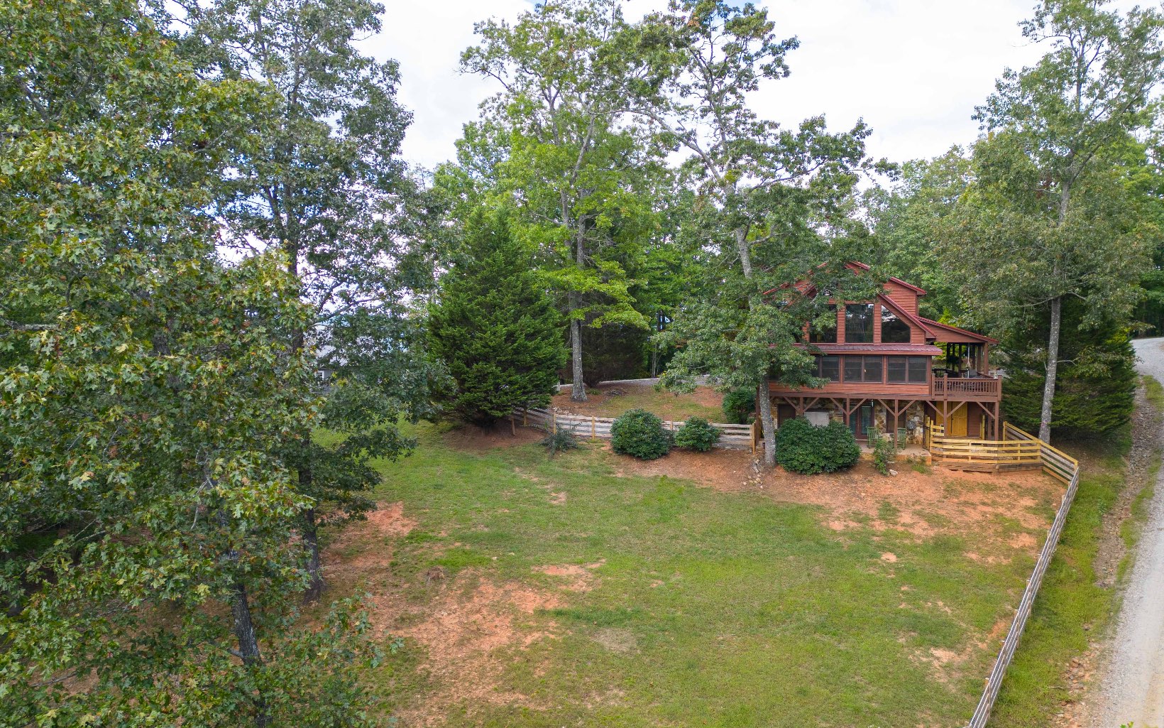 225 Skyland Trail