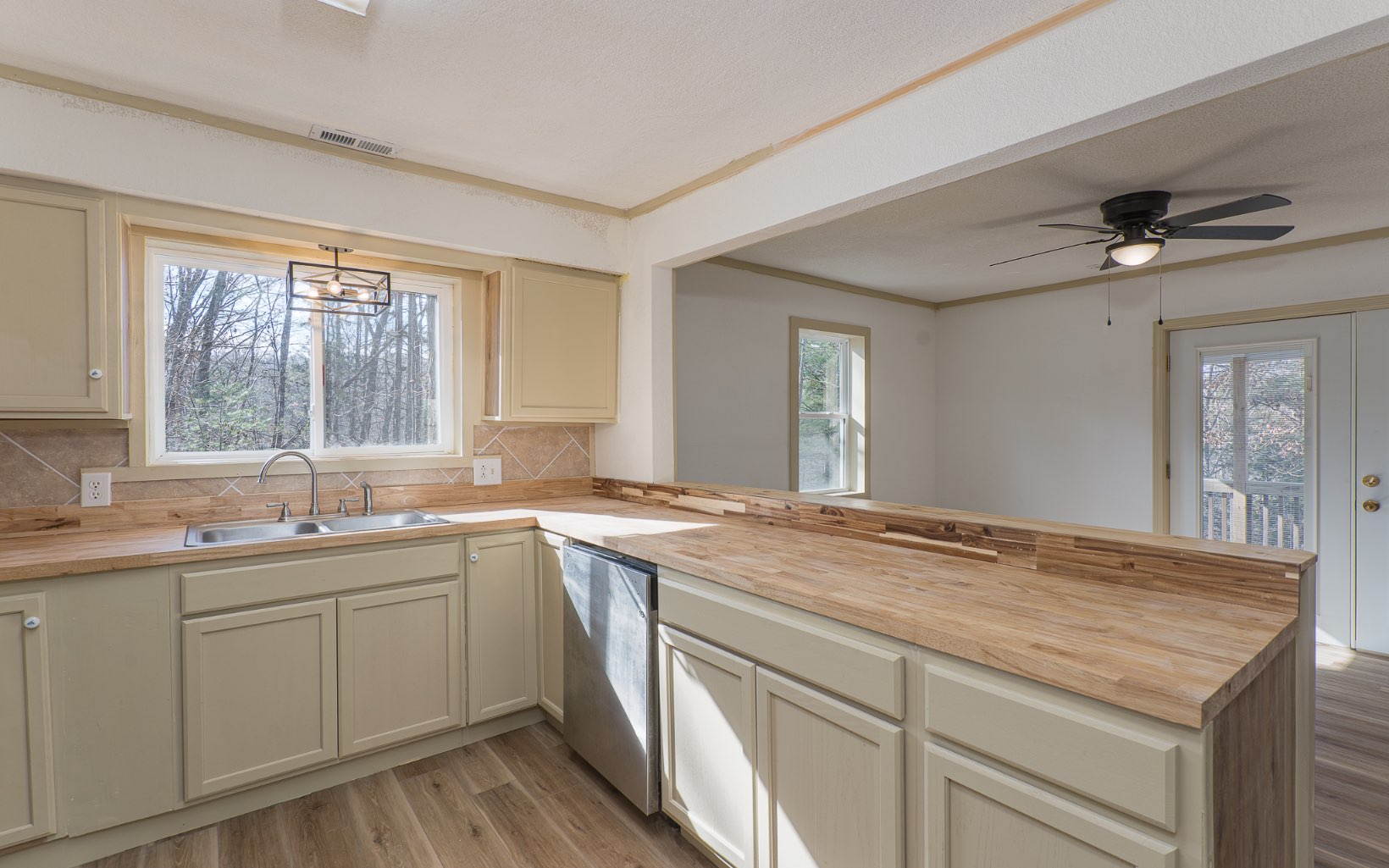 90 Hickory Hill Lane